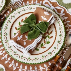 Chocolate Bow Laurel Placemats & Napkins (Set of 4)