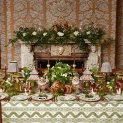 Chocolate Bow Laurel Placemats & Napkins (Set of 4)