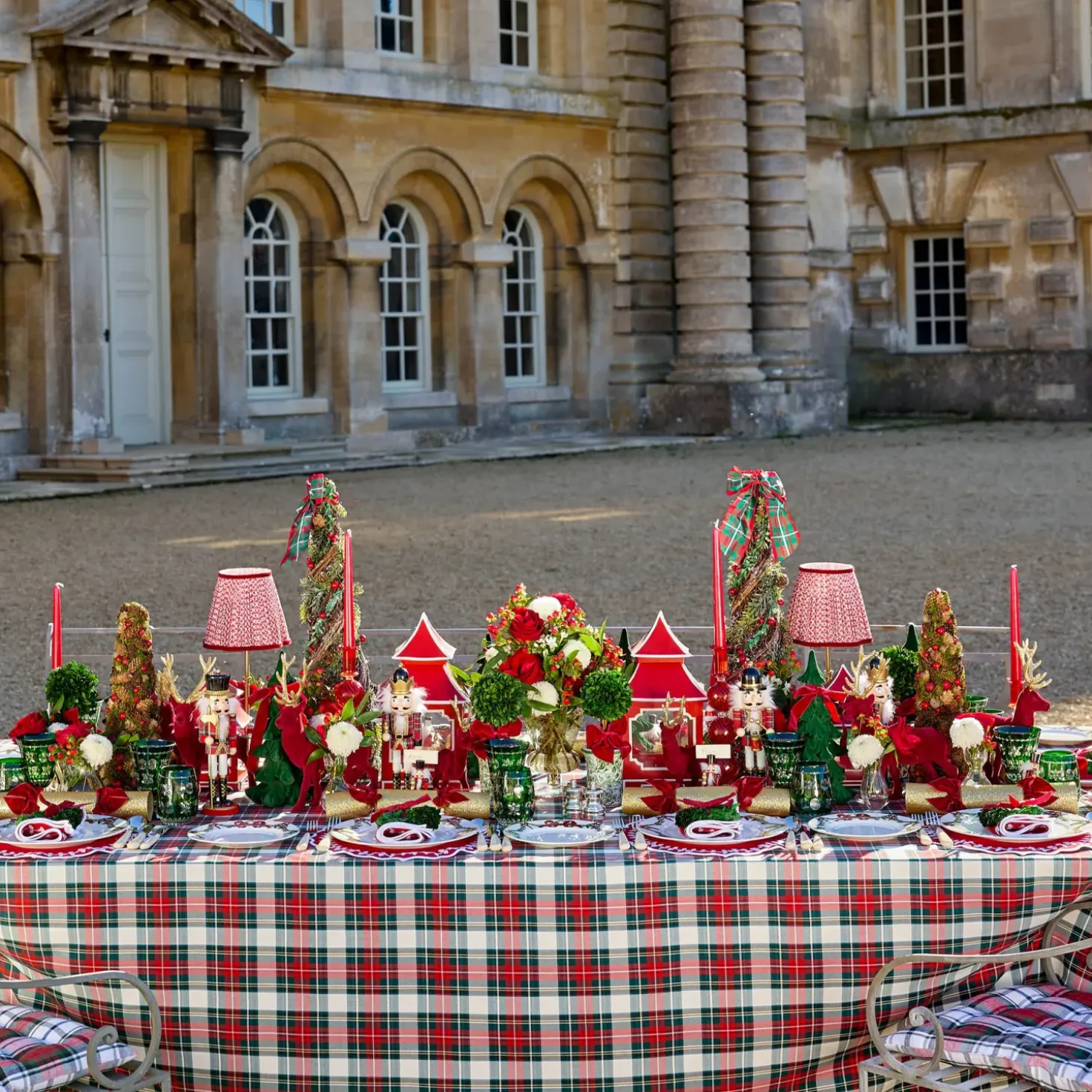 Christmas Garland Starter Plate
