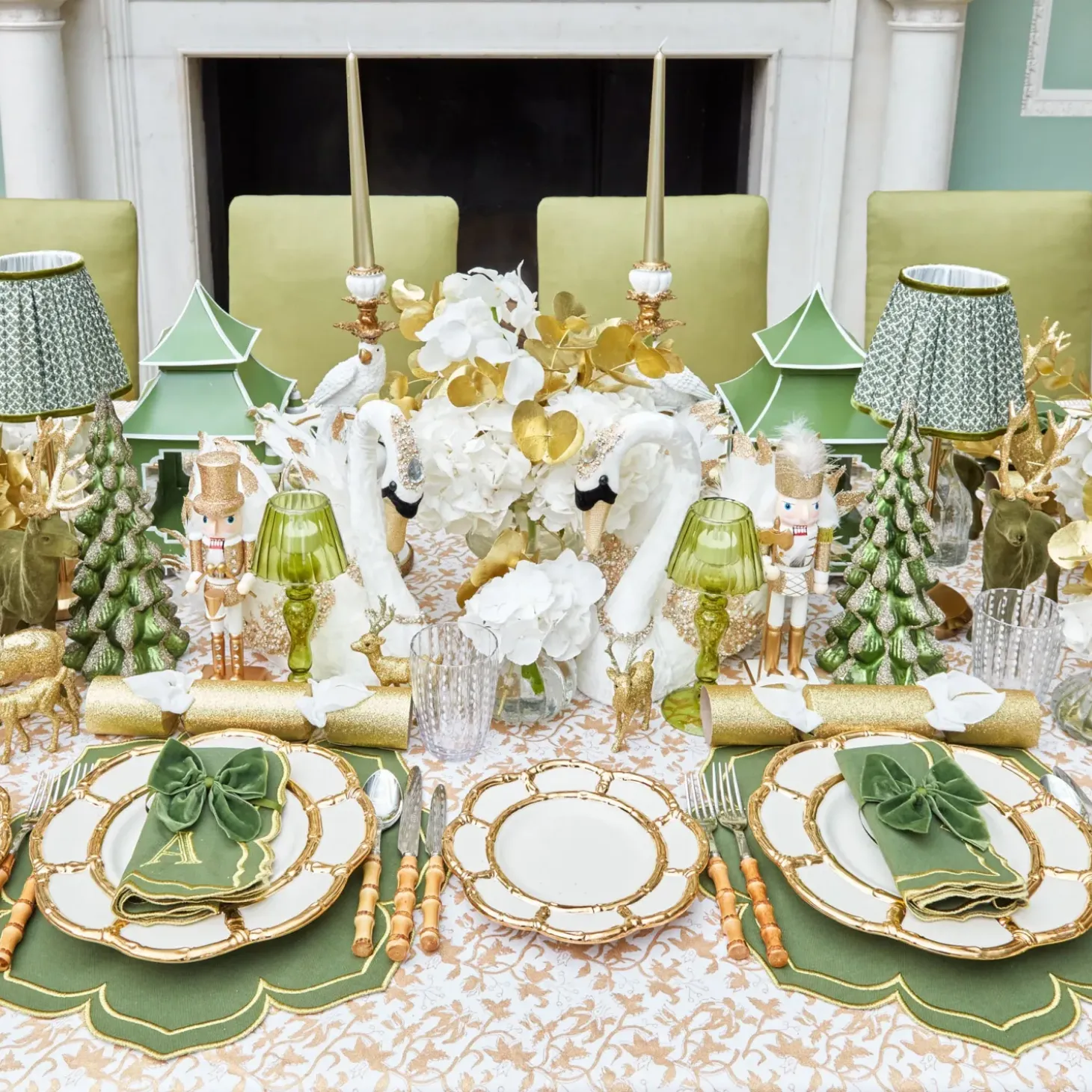 Gold Glitter Nutcracker (Pair)
