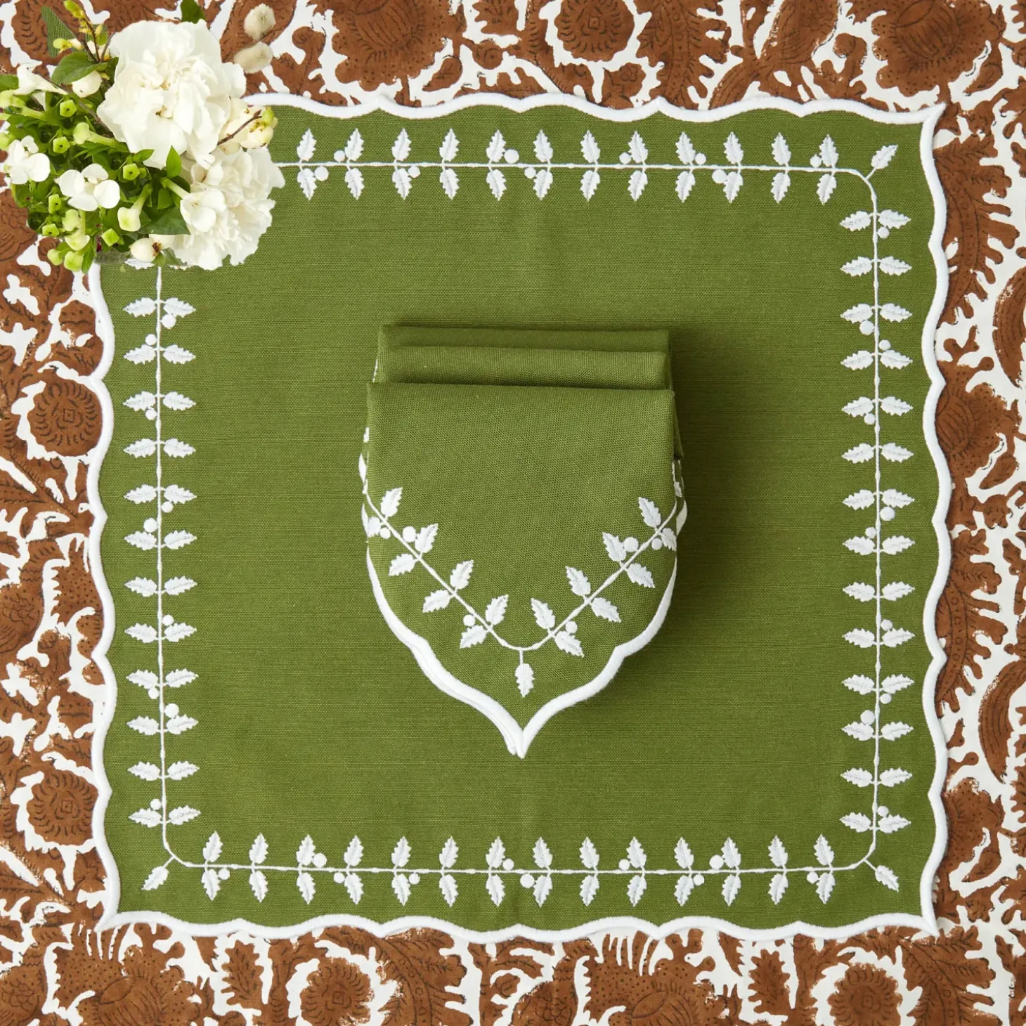 Green Bow Laurel Napkins (Set of 4)