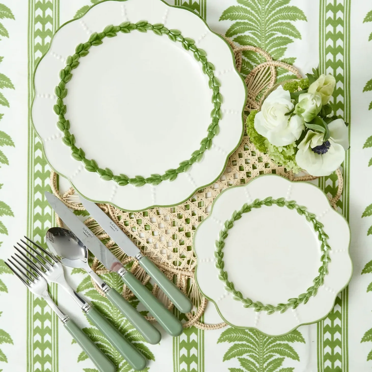 Green Laurel Dinner Plate