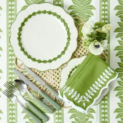Green Laurel Dinner Plates (Set of 4)