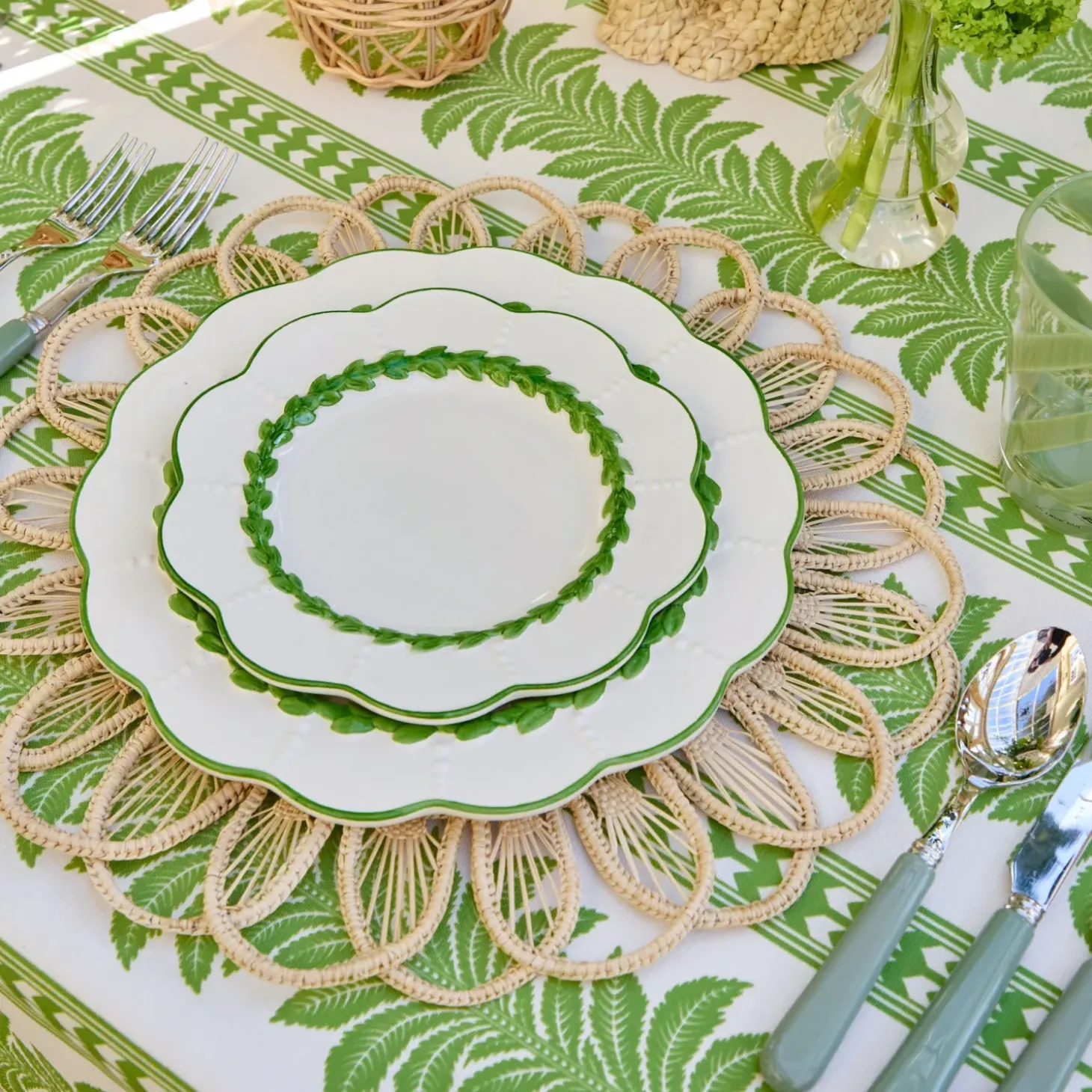 Green Laurel Starter Plate