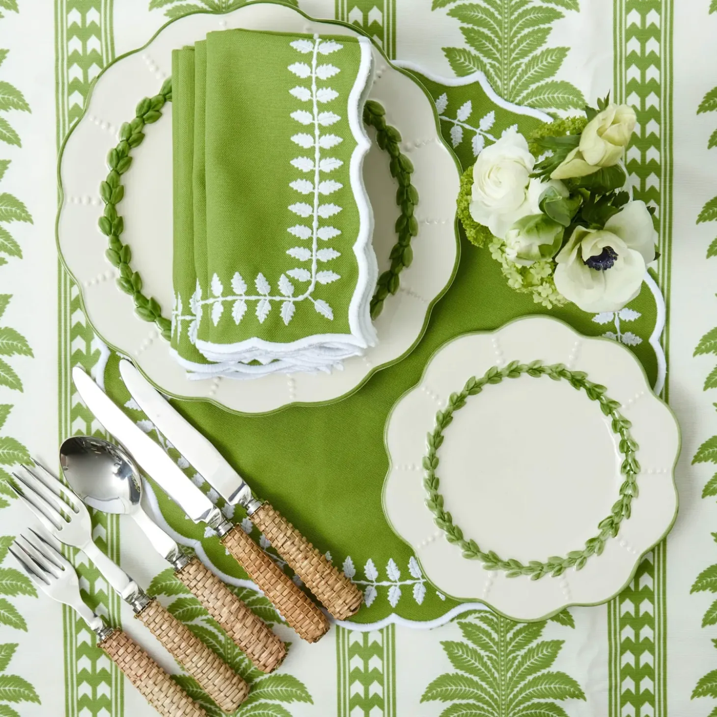 Green Laurel Starter Plate