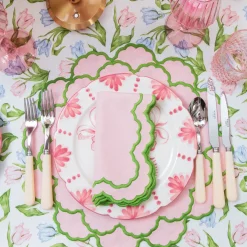 Lily Pink & Green Napkins (Set of 4)