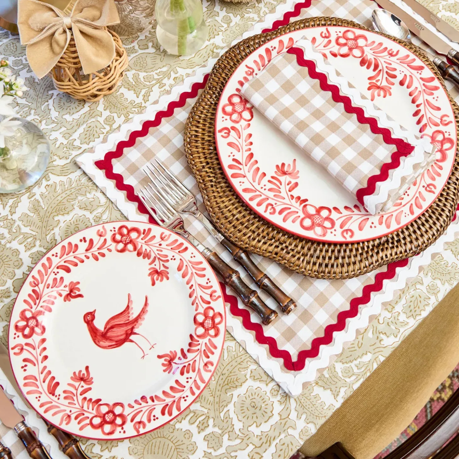 Martha Red Starter Plate