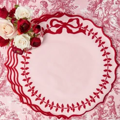Pink & Red Bow Laurel Placemats & Napkins (Set of 4)