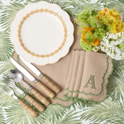 Putty Laurel Dinner Plates (Set of 4)