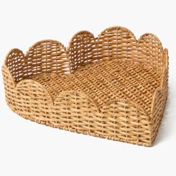 Scalloped Heart Rattan Tray