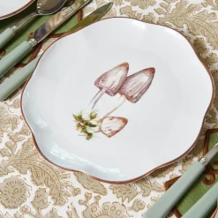 Scalloped Mushroom Dinner & Starter Plates (Set of 8)