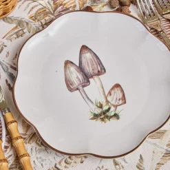 Scalloped Mushroom Dinner & Starter Plates (Set of 8)