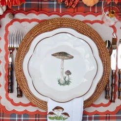 Scalloped Mushroom Starter Plate (Brown)