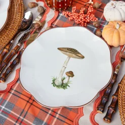 Scalloped Mushroom Starter Plate (Brown)