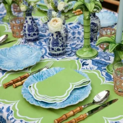Serena Apple Green Scalloped Placemats & Napkins (Set of 4)