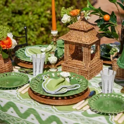 Serena Apple Green Scalloped Placemats & Napkins (Set of 4)