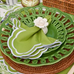 Serena Apple Green Scalloped Napkins (Set of 4)