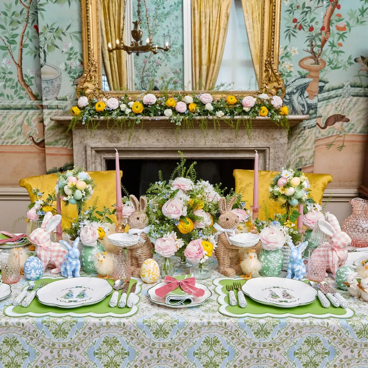 Serena Green Appliqué Placemats & Napkins (Set of 4)