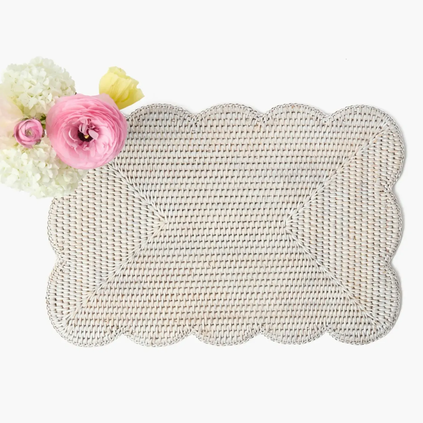 White Rectangular Scalloped Rattan Placemats (Set of 4)